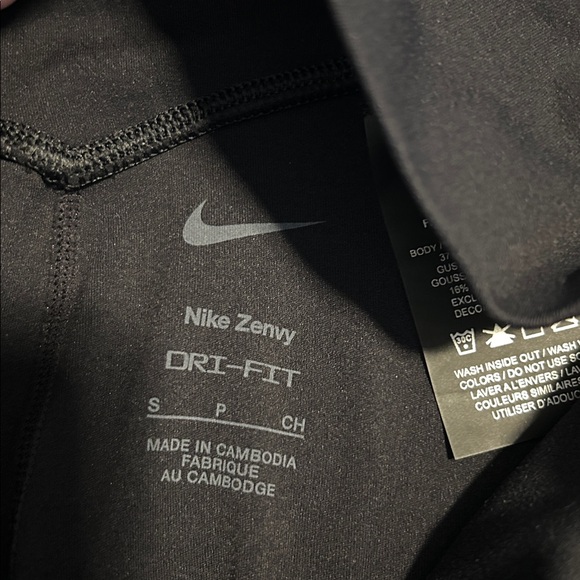 Nike Zenvy Maternity Leggings in Black, Size S - Picture 2 of 3